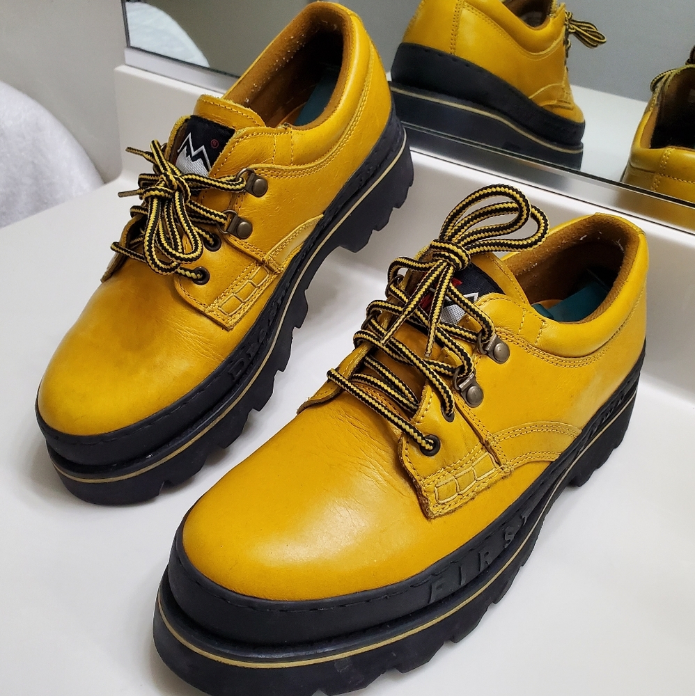 FIRST DOWN Low Top Lug Boots Yellow